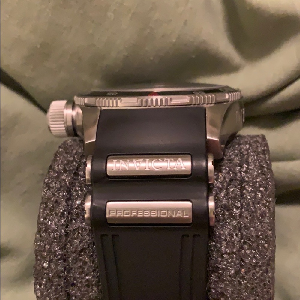 Invicta aviator watch - Picture 3 of 4
